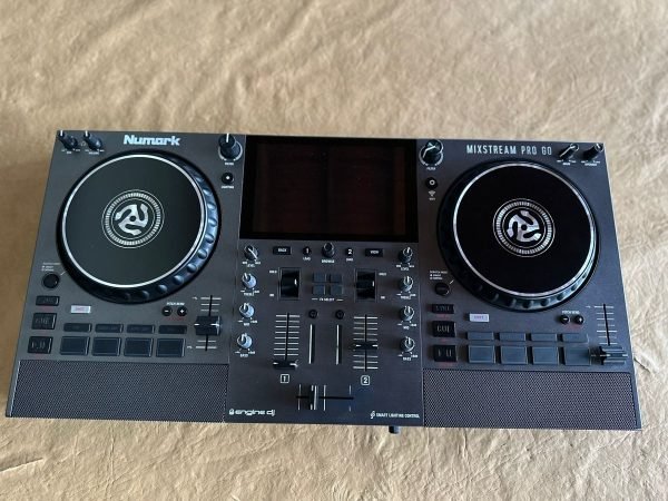 Controlador Numark Mixstream Pro Go 2 Canales Como Nuevo! - Imagen 2